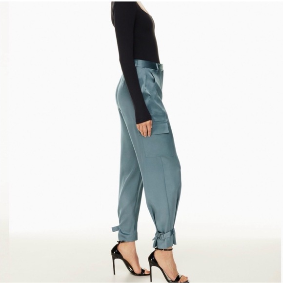 Aritzia Babaton Refined Satin Cargo Pants Slab Blue Size 10 - Picture 3 of 10